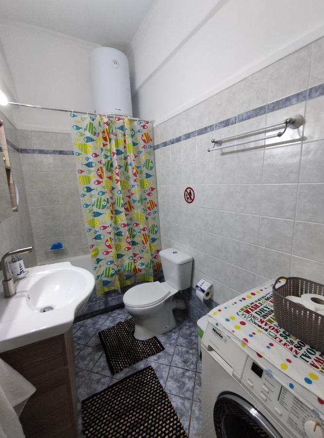 See And City Apartment Aigio Exterior photo
