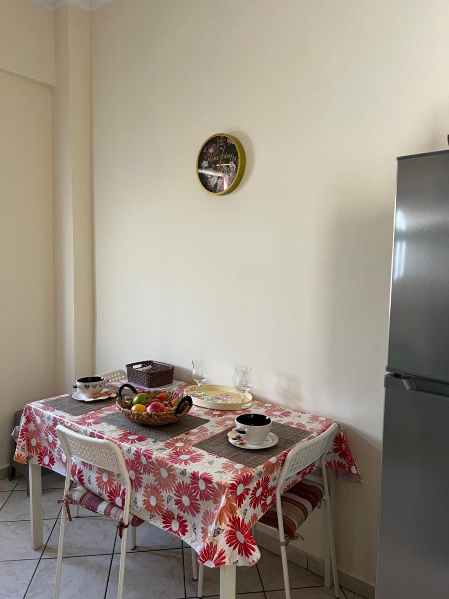 See And City Apartment Aigio Exterior photo